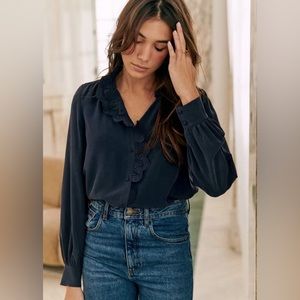 NWOT Sézane Chloe Silk Blouse (Navy)